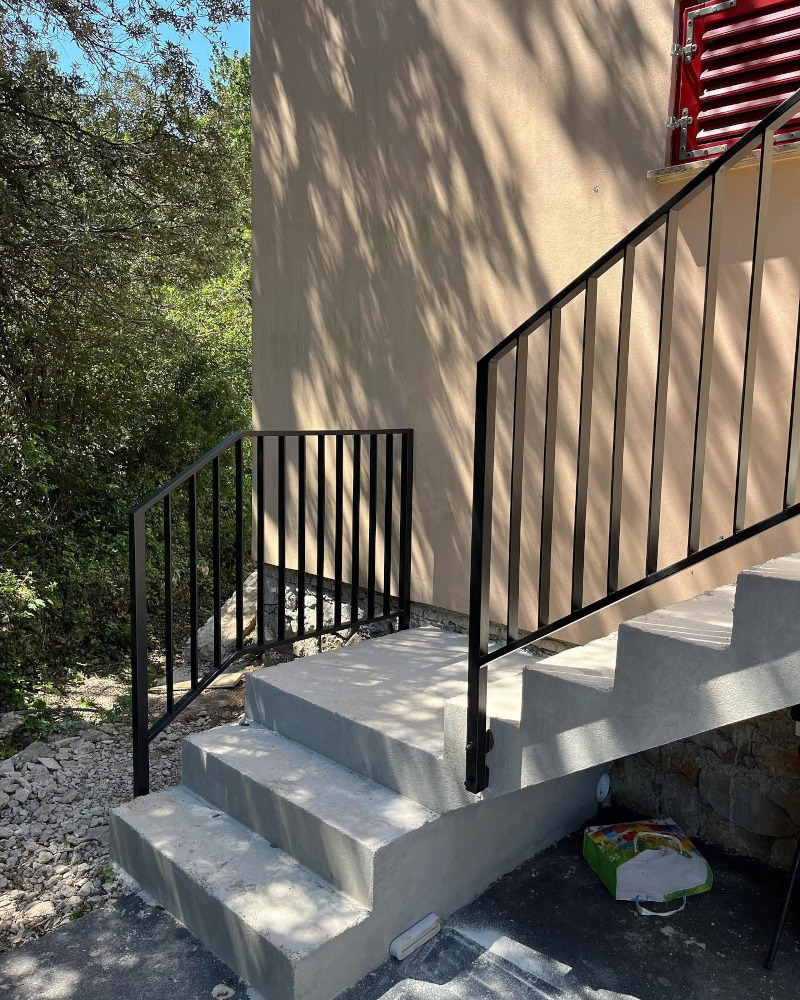 Stopniščna ograja 15